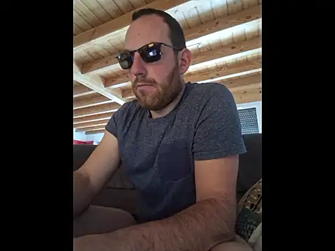 Snapshot of BrunJulienMetis chatting on 11, 1, 2026 BrunJulienMetis online show from 11, 1, 2026