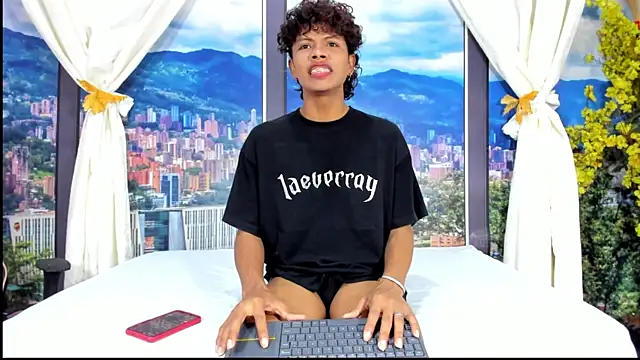 MilthonDelis online show from 6, 11, 2025