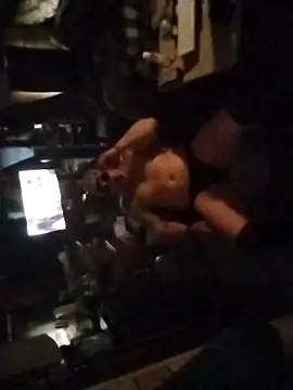 Snapshot of JoeyUhOh chatting on 27, 3, 2026 JoeyUhOh online show from 27, 3, 2026