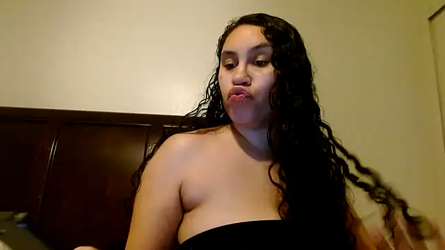 Snapshot of carlithefreak chatting on 21, 12, 2025 carlithefreak online show from 21, 12, 2025