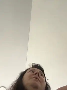 Snapshot of Liza_Will chatting on 22, 10, 2025 Liza Will online show from 22, 10, 2025