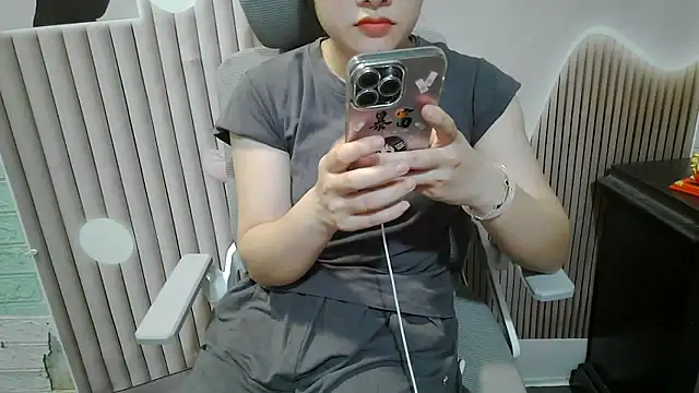 Emachiii online show from 21, 9, 2025