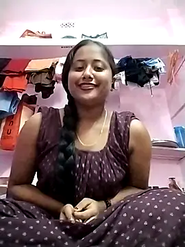 Snapshot of Fun__with__Prity chatting on 24, 9, 2025 Fun with Prity online show from 24, 9, 2025