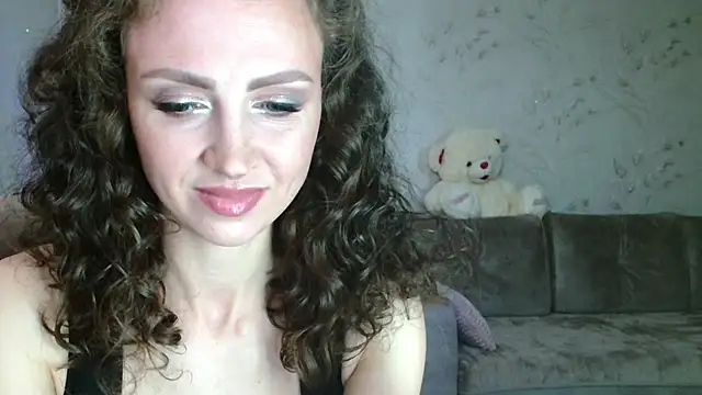Amber Carrol online show from 6, 6, 2026