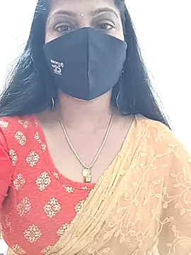 Snapshot of shivani27 chatting on 3, 4, 2026 shivani27 online show from 3, 4, 2026