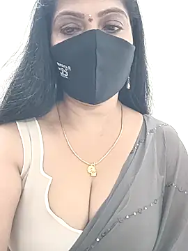Snapshot of shivani27 chatting on 25, 4, 2026 shivani27 online show from 25, 4, 2026