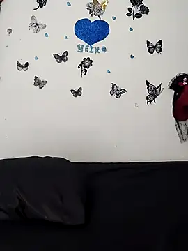 AntonelaMorriz online show from 25, 11, 2025