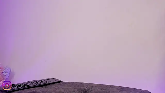 Snapshot of Sky_Dark7 chatting on 15, 11, 2025 Sky Dark7 online show from 15, 11, 2025