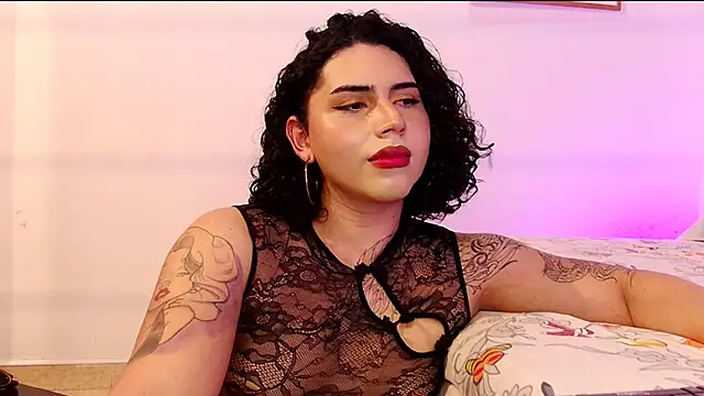 Snapshot of NoahMonroe_11 chatting on 2, 11, 2025 NoahMonroe 11 online show from 2, 11, 2025