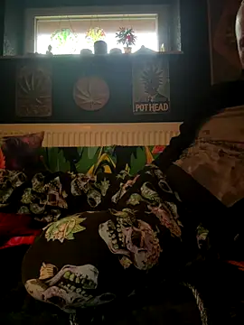 Flash0910 online show from 17, 10, 2025