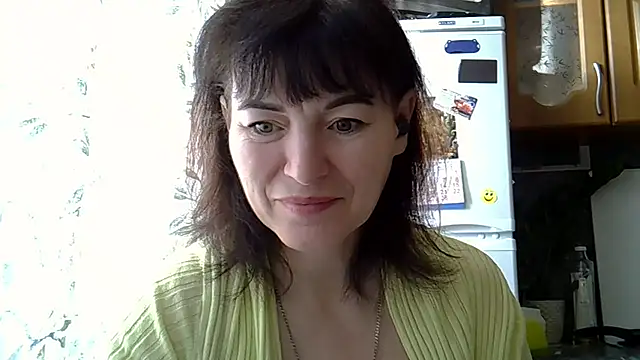 Snapshot of Krystal_82 chatting on 1, 2, 2026 Krystal 82 online show from 1, 2, 2026