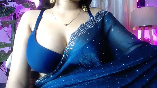 Snapshot of kiara_1122 chatting on 24, 7, 2026 kiara 1122 online show from 24, 7, 2026