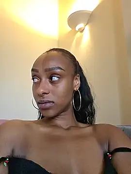 Snapshot of Hazel_Dollxx chatting on 21, 6, 2026 Hazel Dollxx online show from 21, 6, 2026