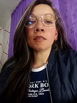 Snapshot of Chriss_girl_of_imaginatio chatting on 2, 12, 2025 Chriss girl of imaginatio online show from 2, 12, 2025