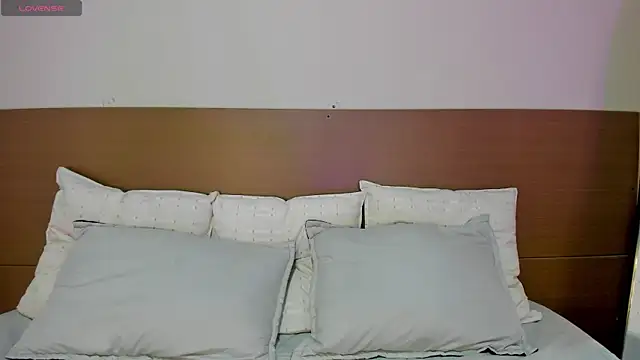 Snapshot of Rachell_criss chatting on 14, 4, 2026 Rachell criss online show from 14, 4, 2026