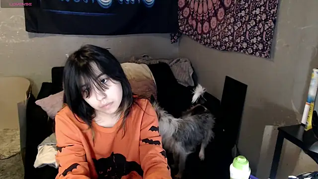 London Ray online show from 26, 10, 2025