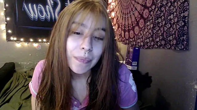 Snapshot of London_Ray chatting on 15, 6, 2026 London Ray online show from 15, 6, 2026