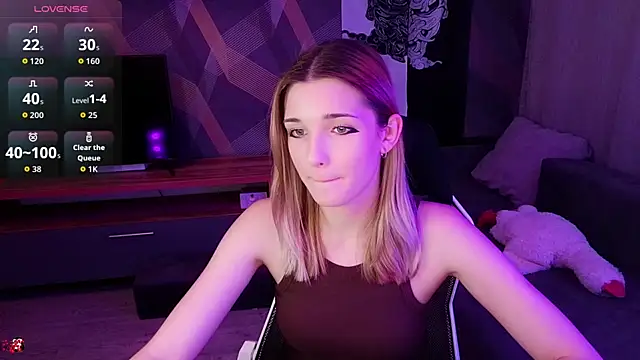 Sandy Belle online show from 20, 9, 2025