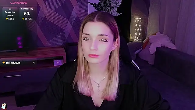 Sandy Belle online show from 26, 11, 2025