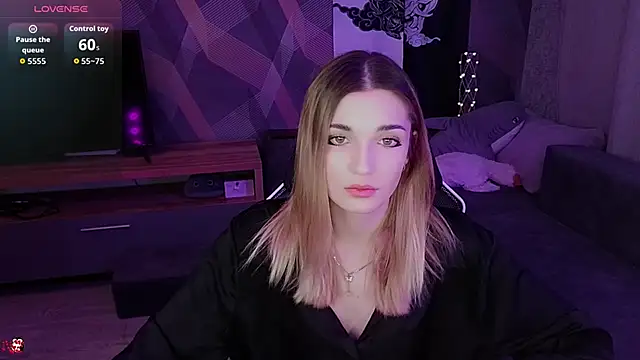 Sandy Belle online show from 2, 12, 2025