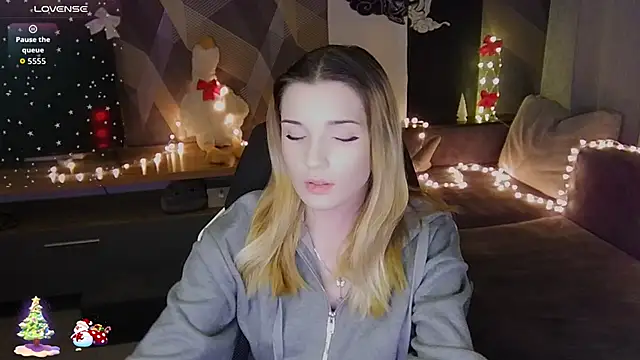 Sandy Belle online show from 15, 12, 2025