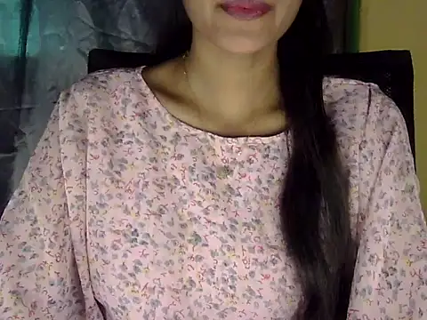 zara Khan0 online show from 15, 11, 2025