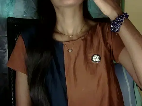 zara Khan0 online show from 17, 12, 2025