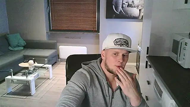 Dartanjanas13 online show from 13, 11, 2025