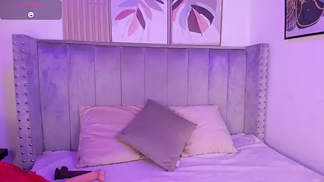 Snapshot of Seshat_Hitt chatting on 27, 9, 2025 Seshat Hitt online show from 27, 9, 2025