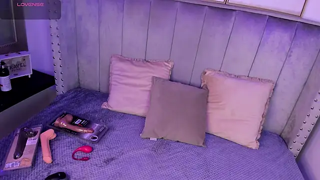 Snapshot of Seshat_Hitt chatting on 10, 10, 2025 Seshat Hitt online show from 10, 10, 2025