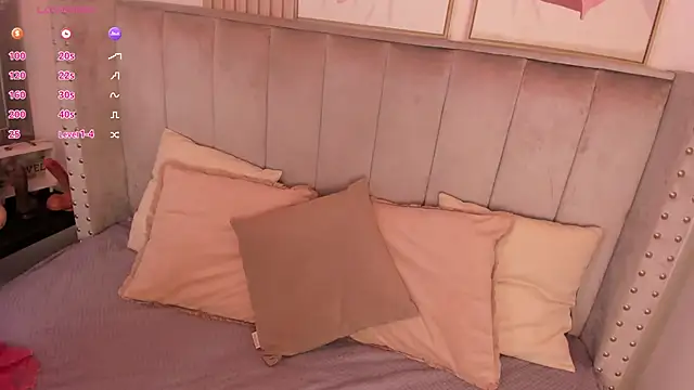 Snapshot of Seshat_Hitt chatting on 27, 11, 2025 Seshat Hitt online show from 27, 11, 2025