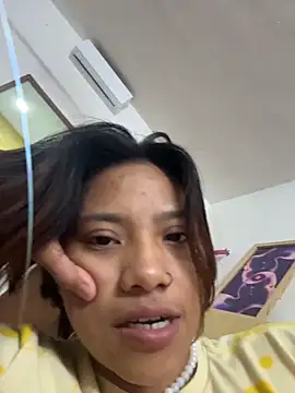 Snapshot of Nia_Desire chatting on 16, 12, 2025 Nia Desire online show from 16, 12, 2025