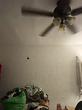 Snapshot of Nia_Desire chatting on 23, 12, 2025 Nia Desire online show from 23, 12, 2025