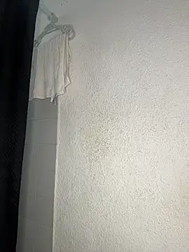 Snapshot of Nia_Desire chatting on 2, 4, 2026 Nia Desire online show from 2, 4, 2026