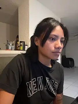 Snapshot of Nia_Desire chatting on 15, 7, 2026 Nia Desire online show from 15, 7, 2026