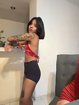 Snapshot of Nia_Desire chatting on 21, 7, 2026 Nia Desire online show from 21, 7, 2026