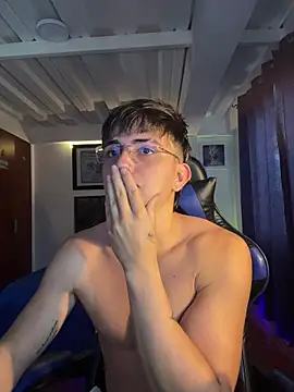 Snapshot of Justin_trevor1 chatting on 22, 10, 2025 Justin trevor1 online show from 22, 10, 2025