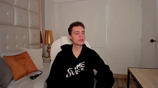 Snapshot of dark_sun302 chatting on 17, 9, 2025 dark sun302 online show from 17, 9, 2025