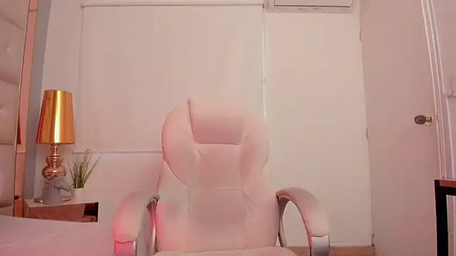 Snapshot of dark_sun302 chatting on 9, 11, 2025 dark sun302 online show from 9, 11, 2025