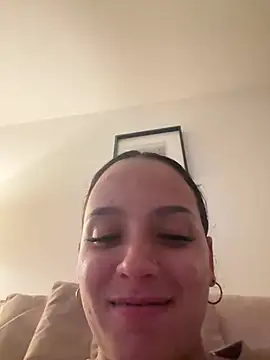 Snapshot of Maia_Park chatting on 19, 5, 2026 Maia Park online show from 19, 5, 2026