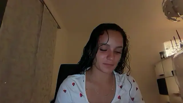 Snapshot of Maia_Park chatting on 2, 6, 2026 Maia Park online show from 2, 6, 2026