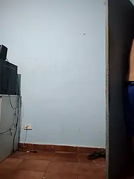 Snapshot of gordinovin18 chatting on 14, 4, 2026 gordinovin18 online show from 14, 4, 2026