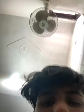 Snapshot of Himanshu111007 chatting on 12, 10, 2025 Himanshu111007 online show from 12, 10, 2025