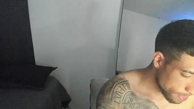 Snapshot of ThiagoLugo chatting on 24, 3, 2026 ThiagoLugo online show from 24, 3, 2026