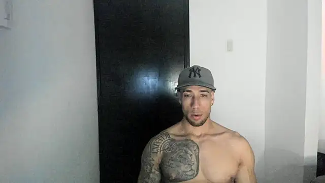 Snapshot of ThiagoLugo chatting on 11, 4, 2026 ThiagoLugo online show from 11, 4, 2026