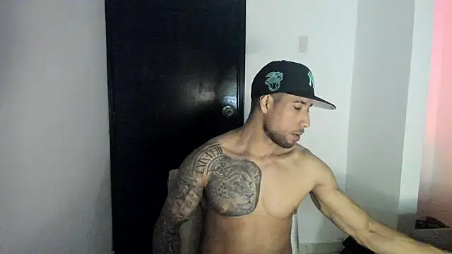 Snapshot of ThiagoLugo chatting on 18, 4, 2026 ThiagoLugo online show from 18, 4, 2026