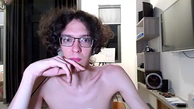 Snapshot of LovesomeCookie chatting on 10, 3, 2026 LovesomeCookie online show from 10, 3, 2026