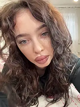 Hannah xBaby online show from 20, 12, 2025