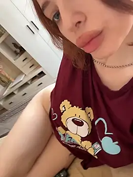 Snapshot of Hannah_xBaby chatting on 5, 4, 2026 Hannah xBaby online show from 5, 4, 2026