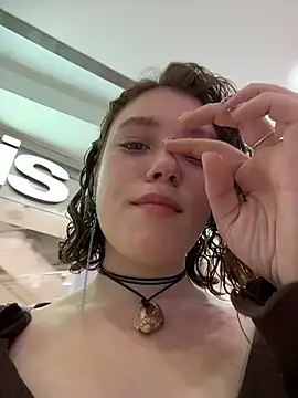 lucy-joy online show from 14, 10, 2025